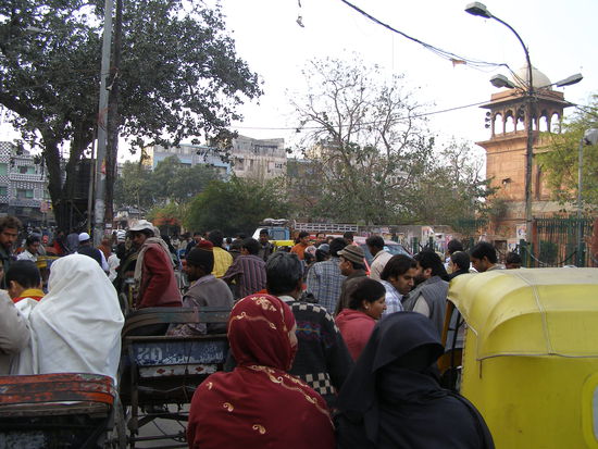 Traffic in Old Delhi