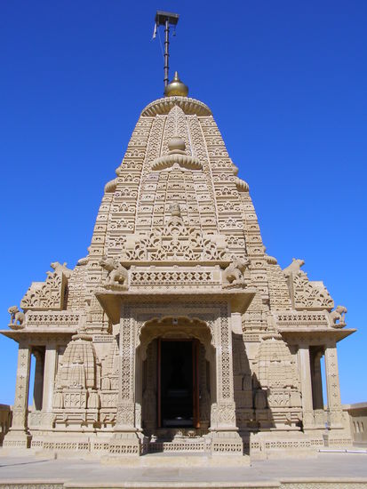 Temple on the way to Jaisalmer