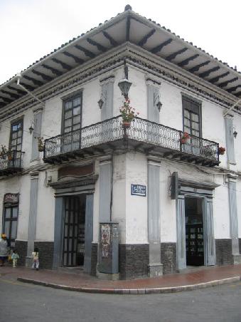 a typical colonial house in Cuenca