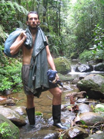 beautiful! shorts and wellies!