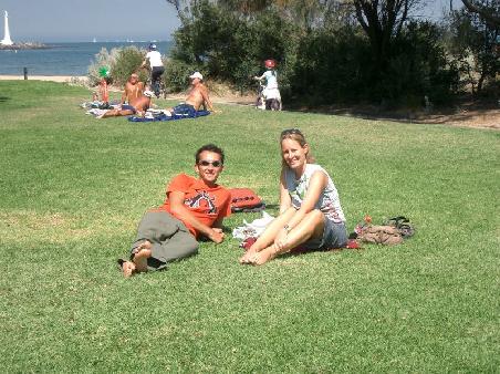 picnic at st.kilda beach - 15 minutes away from melbourne city centre