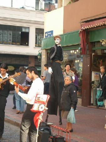San Telmo and street performers