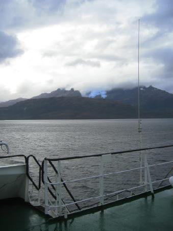 A glimpse of a glacier