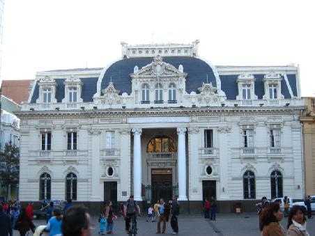 general post office at plaza de armas
