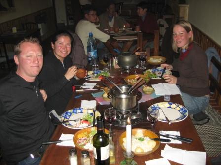 Believe it or not - but we had MEAT FONDUE in a really nice restaurant in Potosi - dead cheap and soooo good!
(Alistair, Tara and I)