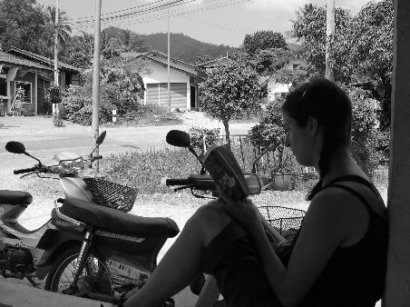 We spent much of the day in Thaton waiting for the bus. I played my melodica/on a lot. Does the picture show how hot it was?