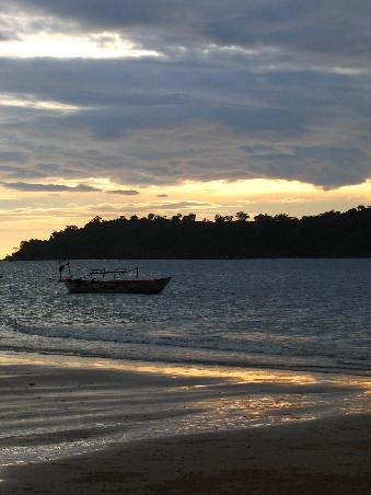 Spectacular sunsets, every night. Did you know that catherine hates sunsets? probably hates long walks on the beach, too.
