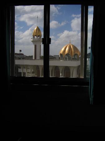 A mosque! Muslims!