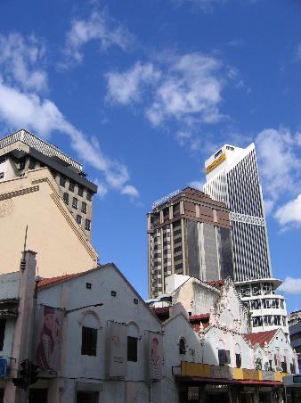 KL is all about the contrasts.